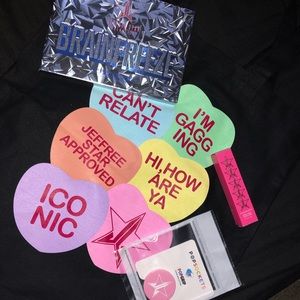Jeffree Star Supreme Valentines Mystery Box Items